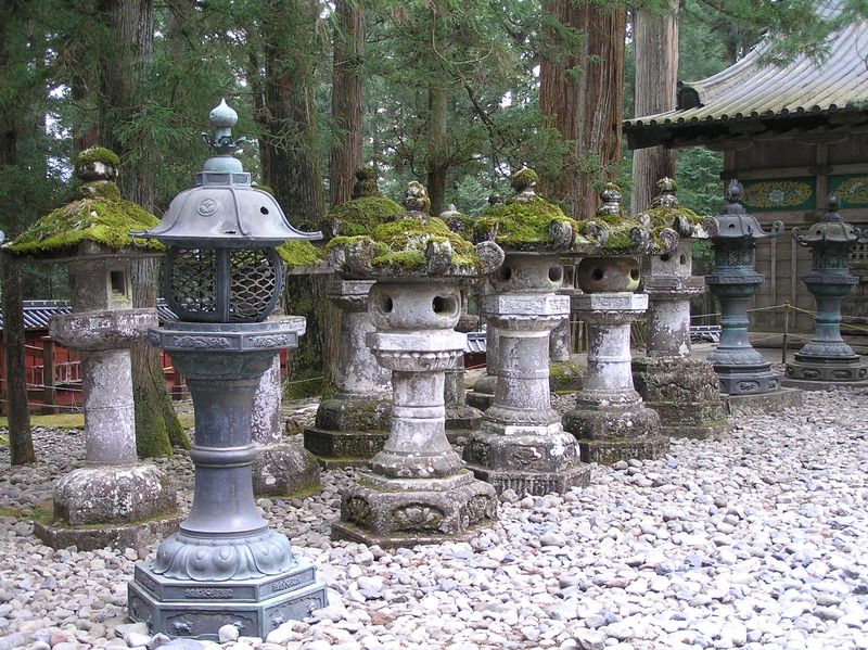 Lanterns of Toshugo