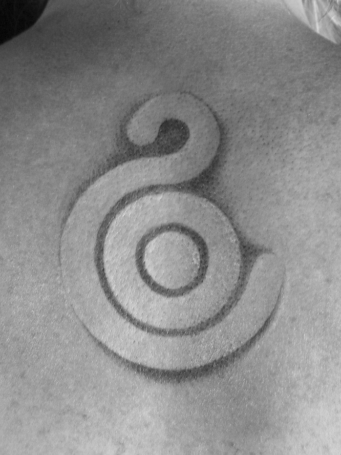 Spiral tat b&w