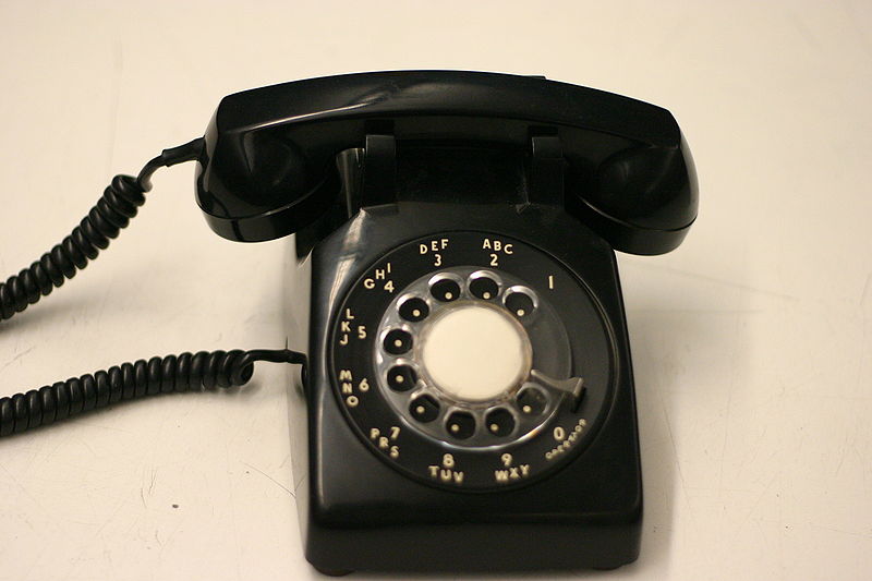 800px-Rotaryphone1