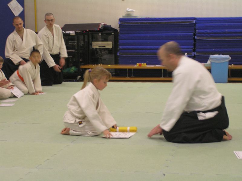 Receiving yellow belt